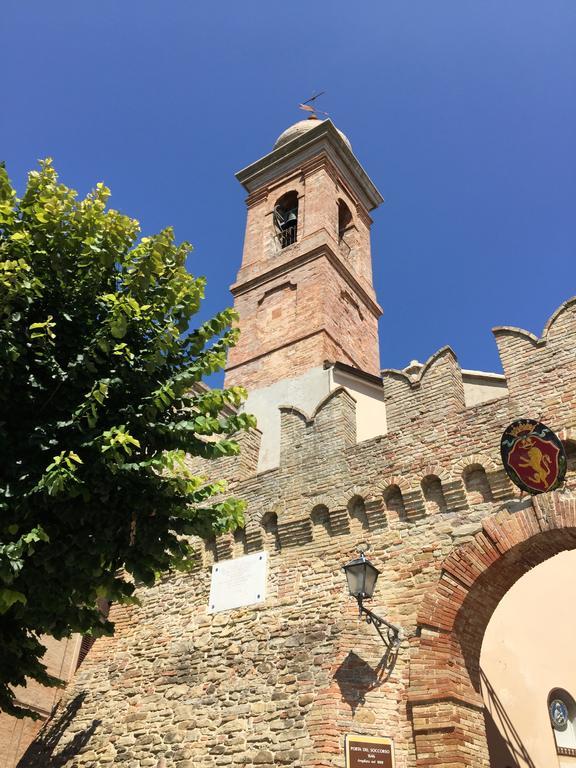 Girasole Apartment San Marcello  Ruang foto